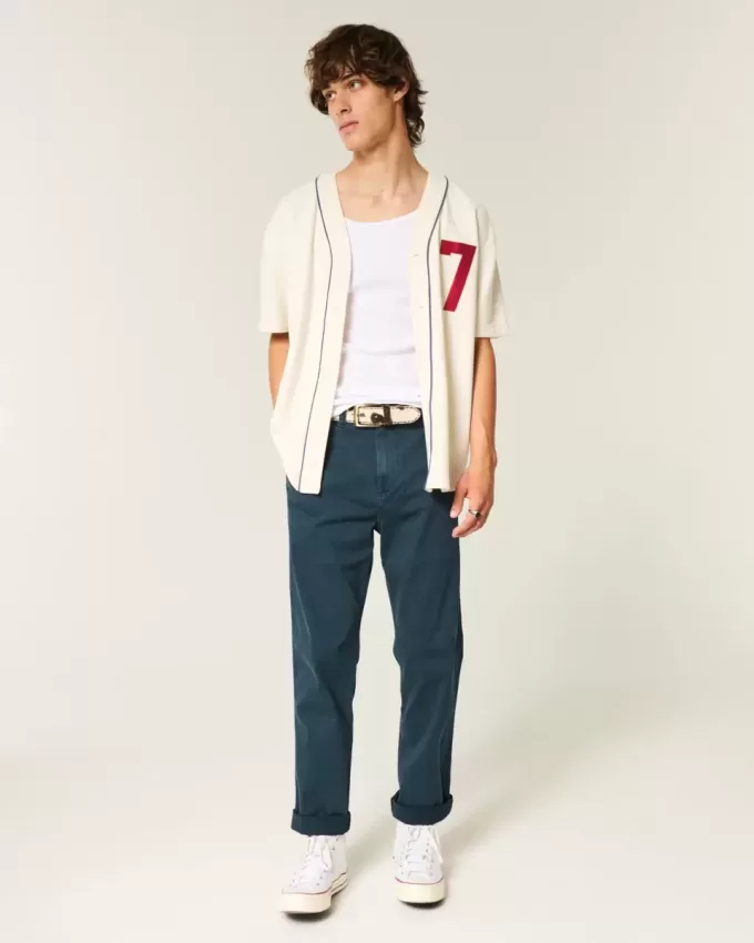 Pantalones chinos rectos y ajustados