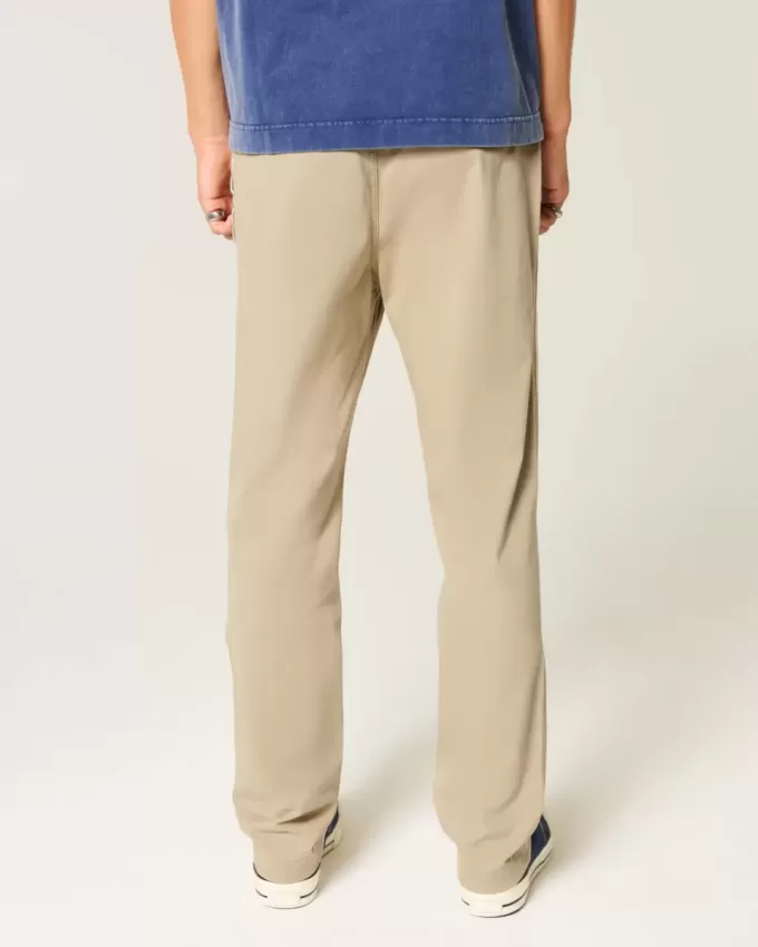 Pantalones chinos rectos y ajustados