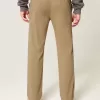 Pantalones chinos rectos y ajustados