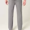 Pantalones chinos rectos y ajustados