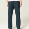 Pantalones chinos rectos y ajustados