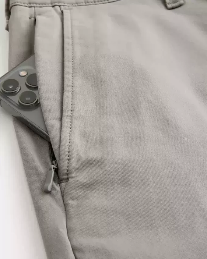 Pantalones chinos rectos y ajustados Pantalones chinos rectos y ajustados