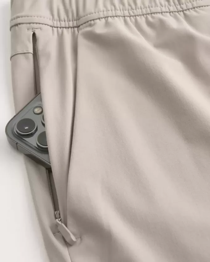 Pantalones cónicos relajados para todo el día Pantalones cónicos relajados para todo el día