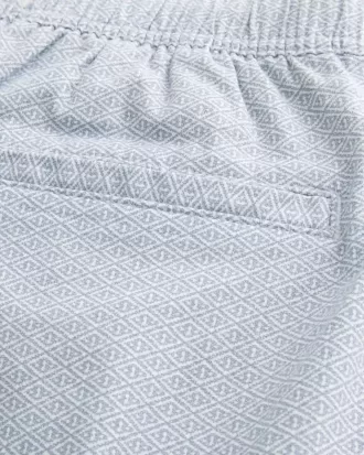 Pantalones cortos de mezcla de lino por encima de la rodilla