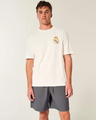 Pantalones cortos de sarga por encima de la rodilla