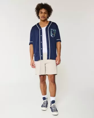 Pantalones cortos de sarga por encima de la rodilla