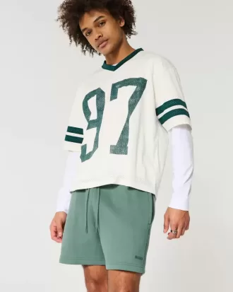 Pantalones cortos holgados de polar hasta la mitad del muslo Hollister Feel Good