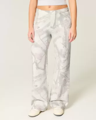 Pantalones deportivos anchos de camuflaje con bolsillo en forma de corazón