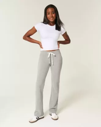 Pantalones deportivos de corte acampanado
