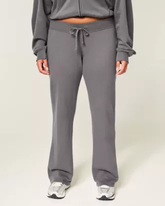 Pantalones deportivos de corte acampanado