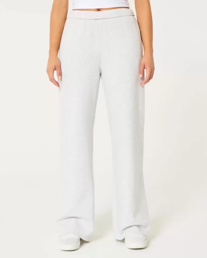 Pantalones deportivos de pierna ancha Pantalones deportivos de pierna ancha