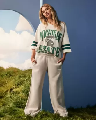 Pantalones deportivos holgados