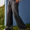 Pantalones deportivos holgados Pantalones deportivos holgados