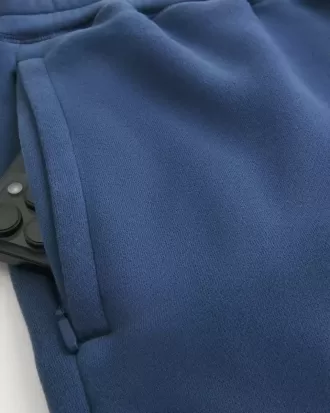 Pantalones deportivos holgados