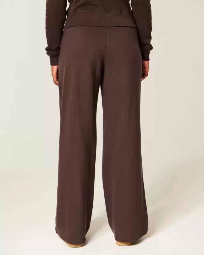 Pantalones deportivos holgados Pantalones deportivos holgados