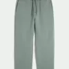 Pantalones deportivos holgados Pantalones deportivos holgados