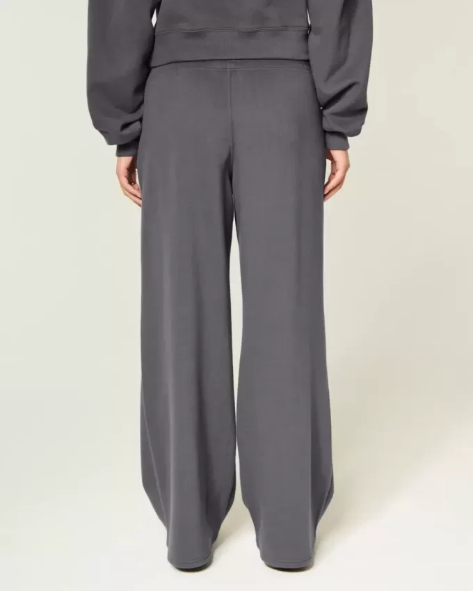 Pantalones deportivos holgados Pantalones deportivos holgados