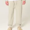 Pantalones deportivos holgados con cintura ceñida Pantalones deportivos holgados con cintura ceñida