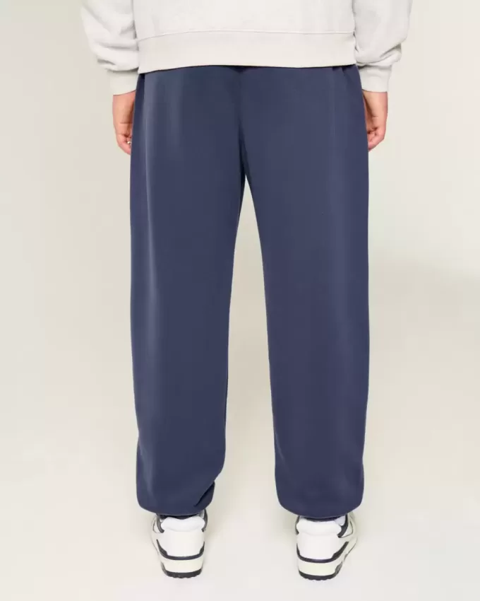 Pantalones deportivos holgados con cintura ceñida Pantalones deportivos holgados con cintura ceñida