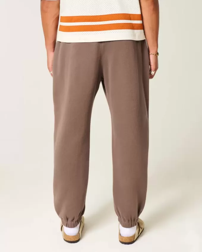 Pantalones deportivos holgados con cintura ceñida Pantalones deportivos holgados con cintura ceñida