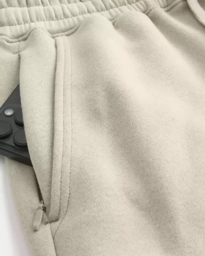 Pantalones deportivos holgados con cintura ceñida Pantalones deportivos holgados con cintura ceñida