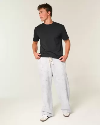 Pantalones deportivos holgados con corte de bota