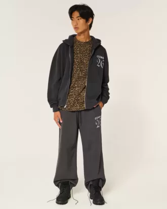 Pantalones deportivos holgados con gráficos de la clase 26