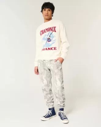 Pantalones deportivos relajados de polar con diseño de camuflaje