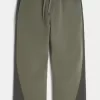 Pantalones deportivos super holgados Hollister x Crocs Pantalones deportivos super holgados Hollister x Crocs