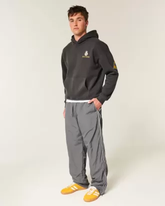 Pantalones deportivos tipo bota