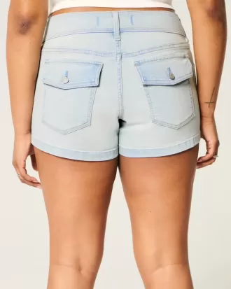 Shorts cortos de mezclilla de lavado claro y tiro bajo Shorts cortos de mezclilla de lavado claro y tiro bajo
