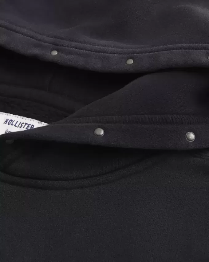 Sudadera con capucha cuadrada con tachuelas Sudadera con capucha cuadrada con tachuelas