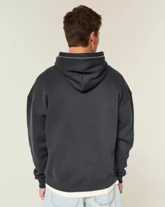 Sudadera con capucha y costuras en contraste de estilo cuadrado