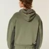 Sudadera con capucha y cremallera con forro de sherpa de Hollister x Crocs Sudadera con capucha y cremallera con forro de sherpa de Hollister x Crocs