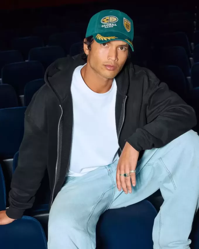 Sudadera con capucha y cremallera cuadrada Sudadera con capucha y cremallera cuadrada