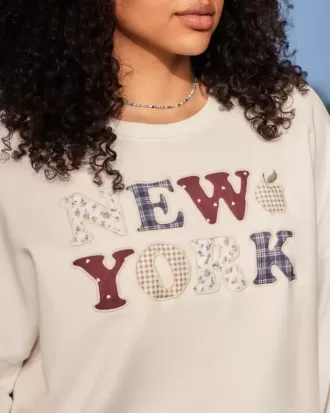 Sudadera con cuello redondo y gráfico de Nueva York de gran tamaño