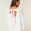 Sudadera extragrande con lazo en la espalda de la Clase ’26 Sudadera extragrande con lazo en la espalda de la Clase ’26