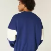 Sudadera holgada con cuello redondo y estampado Maui Sudadera holgada con cuello redondo y estampado Maui
