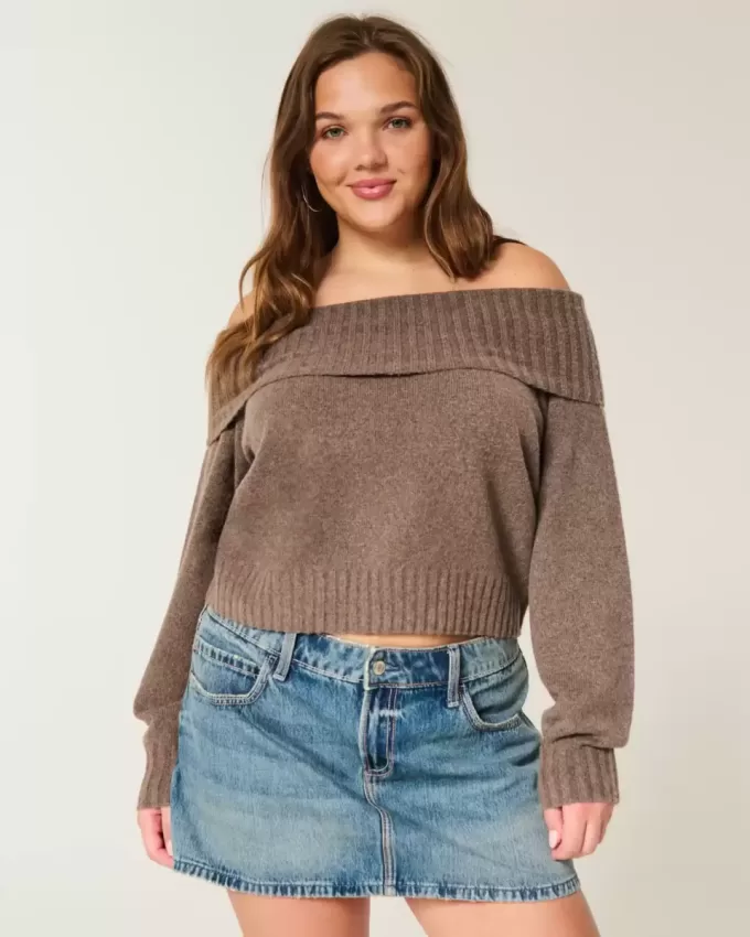 Suéter Hollister Comfy Cloud con hombros descubiertos y dobladillo doblado
