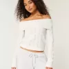 Suéter Hollister Comfy Cloud Stitchy con hombros descubiertos