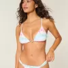 Top de bikini triangular con hombros descubiertos Top de bikini triangular con hombros descubiertos