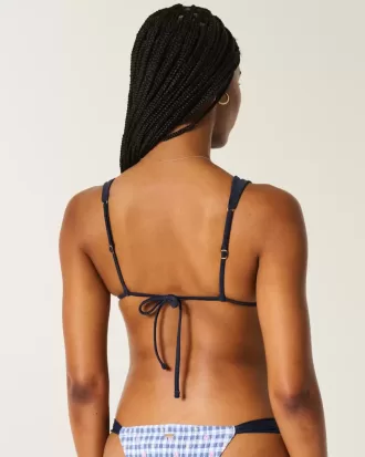 Top de bikini triangular con hombros descubiertos y fruncido