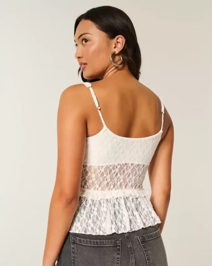 Top de encaje con volantes Top de encaje con volantes