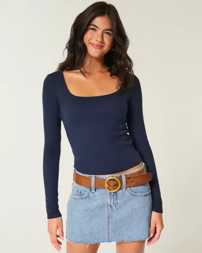 Top de manga larga con cuello cuadrado Top de manga larga con cuello cuadrado