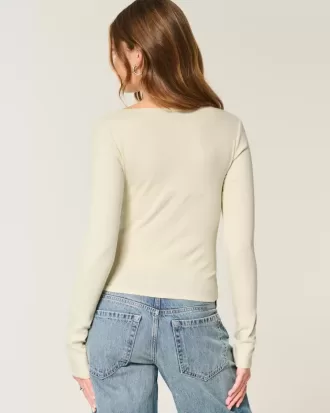 Top de manga larga con cuello cuadrado