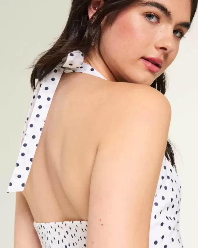 Top halter plisado con espalda abierta Top halter plisado con espalda abierta
