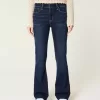 Vaqueros bootcut de tiro medio con lavado oscuro Vaqueros bootcut de tiro medio con lavado oscuro