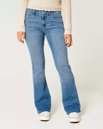 Vaqueros bootcut de tiro medio y lavado medio