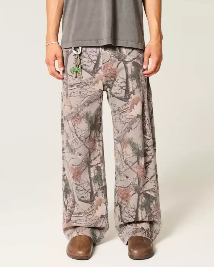 Vaqueros de pintor super holgados con estampado de camuflaje Vaqueros de pintor super holgados con estampado de camuflaje