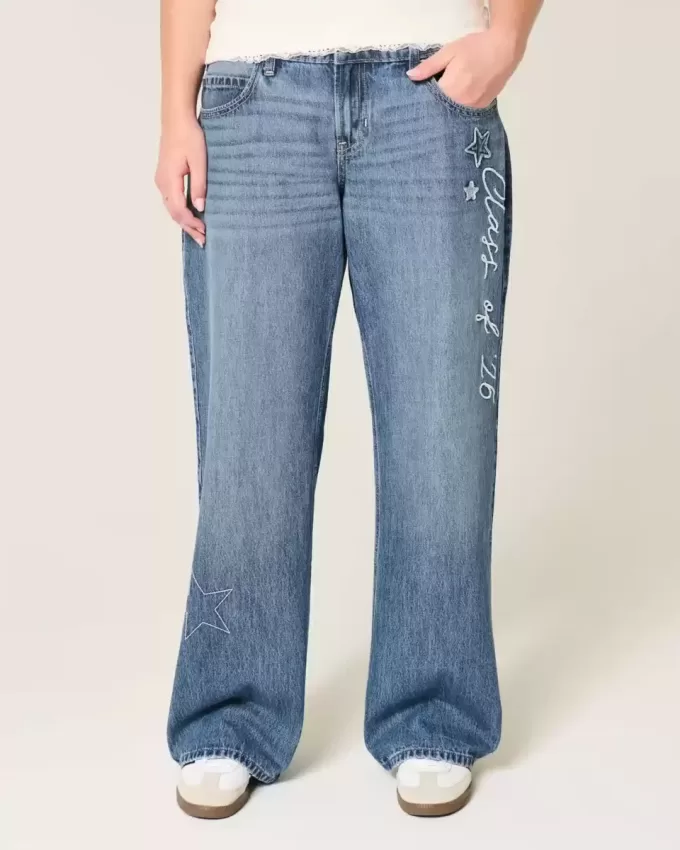 Vaqueros holgados bordados de tiro bajo con lavado oscuro, clase del 26 Vaqueros holgados bordados de tiro bajo con lavado oscuro, clase del 26